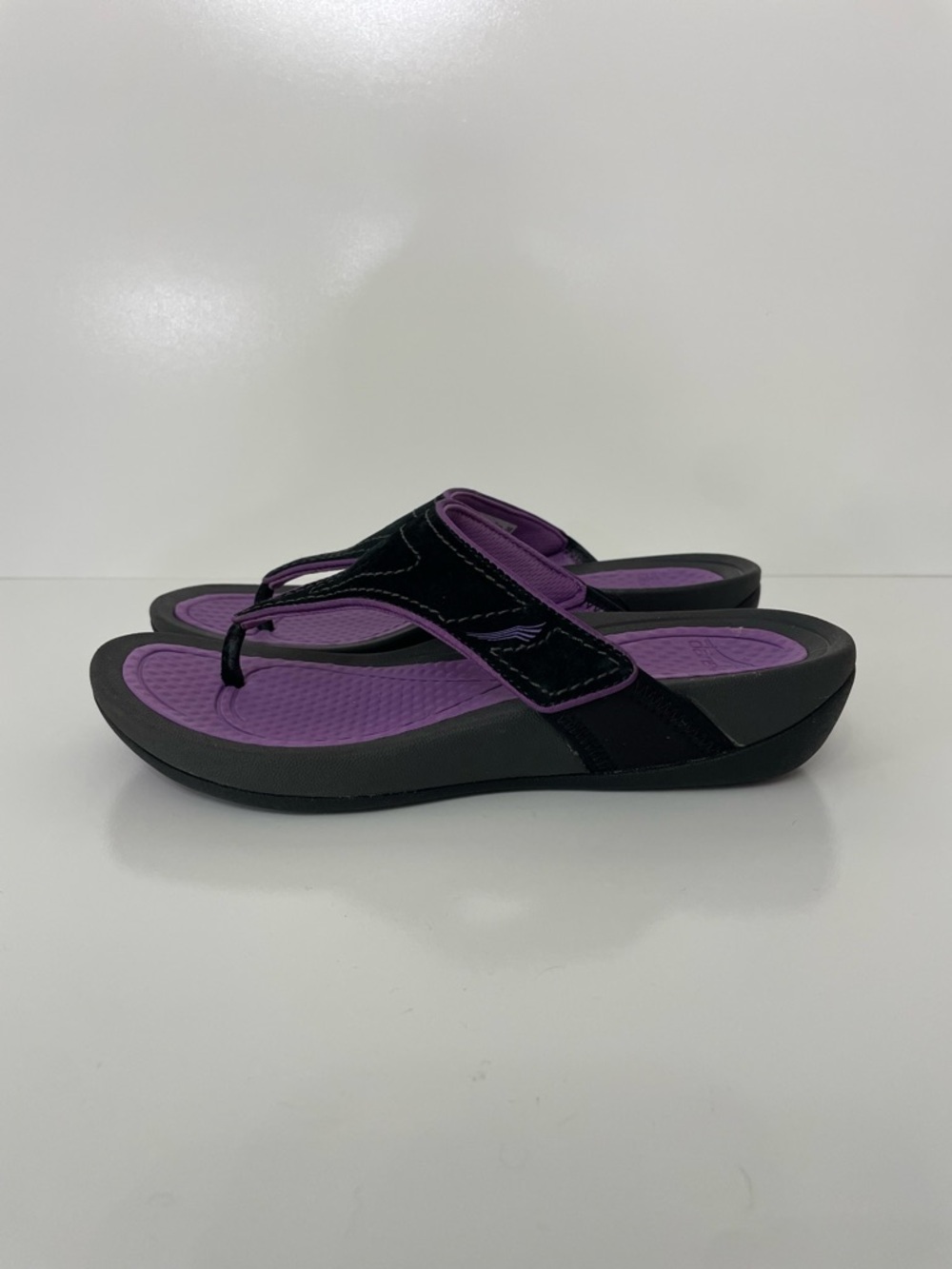 Dansko Katy Leather Platform Purple Flip Flop Sandal, size EU 38 (see note)